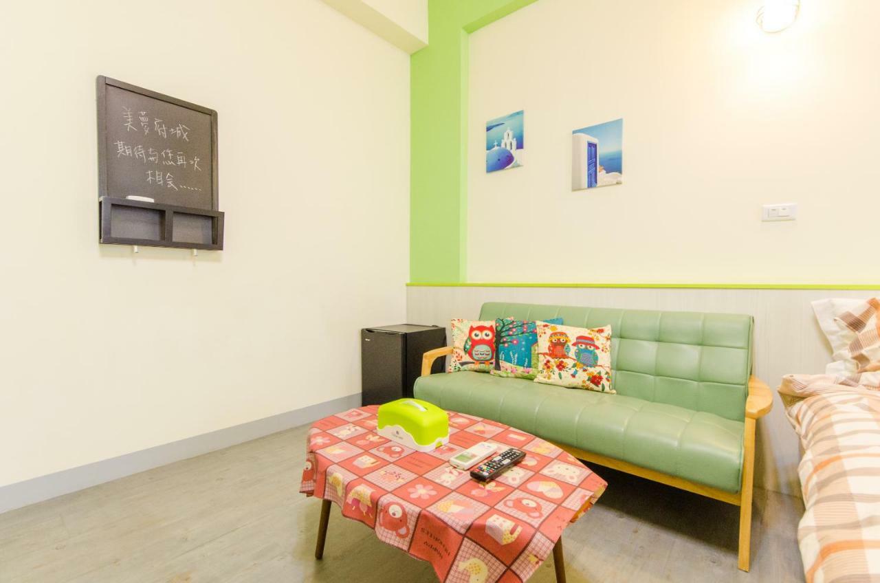 Beautiful Dream Tainan Homestay Exterior foto