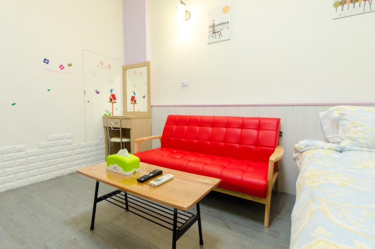 Beautiful Dream Tainan Homestay Exterior foto